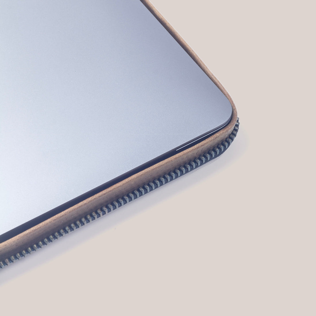 MacBook Air 15 Zippered Laptop Case - Felt and Tan Crunch