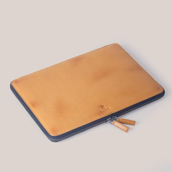 Leather Zippered Sleeve for Macbook Pro 13 (Vintage Tan)